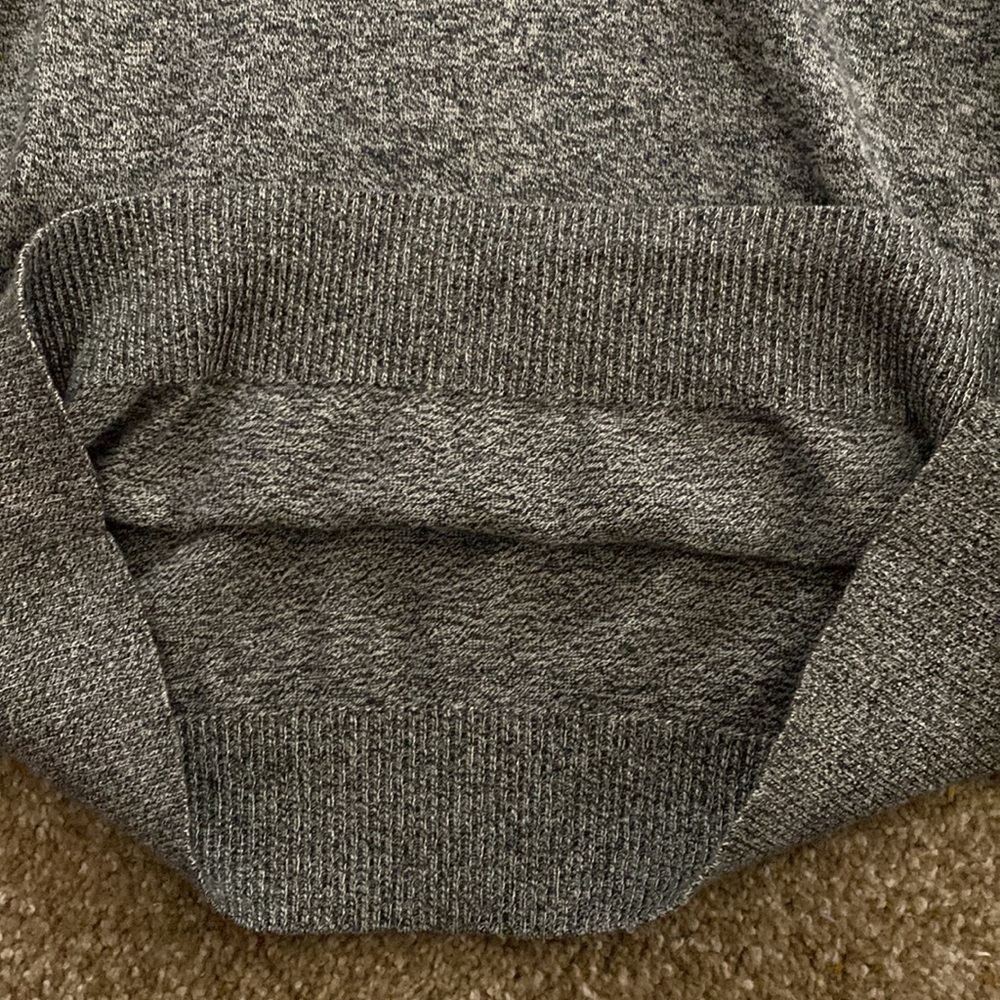 American Eagle Grey Sweater - Picture 3 of 5